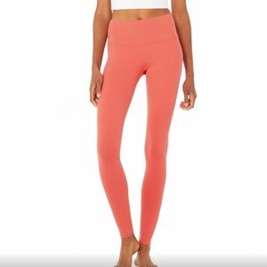 Alo Yoga Strawberry High-Waist Airbrush Legging
